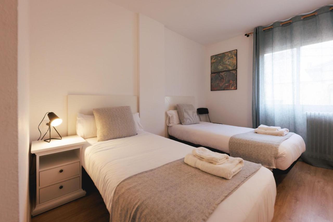 Bravissimo Pont De La Princesa, Comfortable 3-Bedroom Apartment 赫罗纳 外观 照片